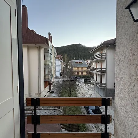 The Flowers - Casa Calicanto * 로카라소